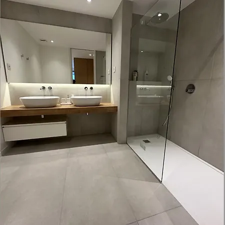 Luxury Lagos, Huge Outdoor Patio * Lagos