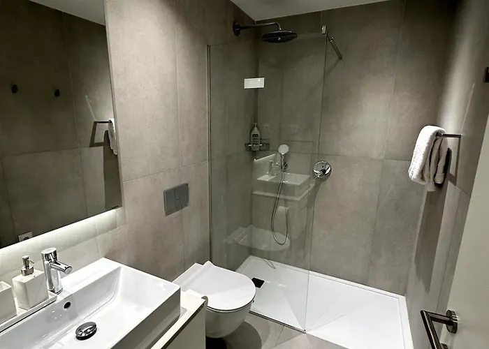 Luxury Lagos, Huge Outdoor Patio * Lagos